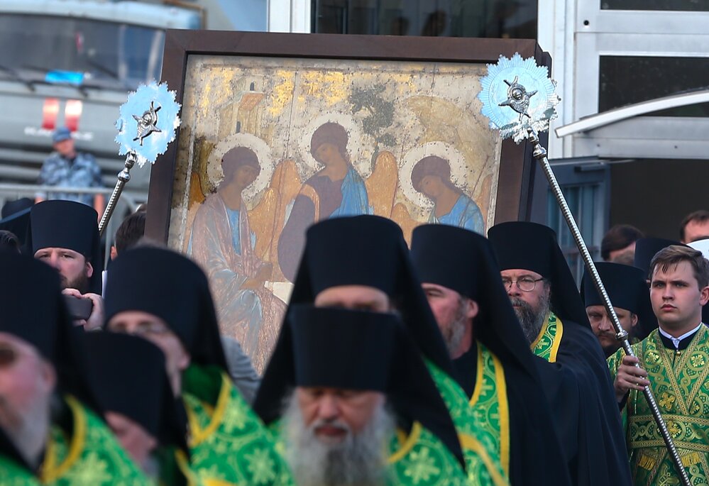 Возвращение иконы «Святой Троицы» письма преподобного Андрея Рублёва в Троицкий собор Свято-Троицкой Сергиевой Лавры. Фото: Ведяшкин Сергей / Агентство «Москва»