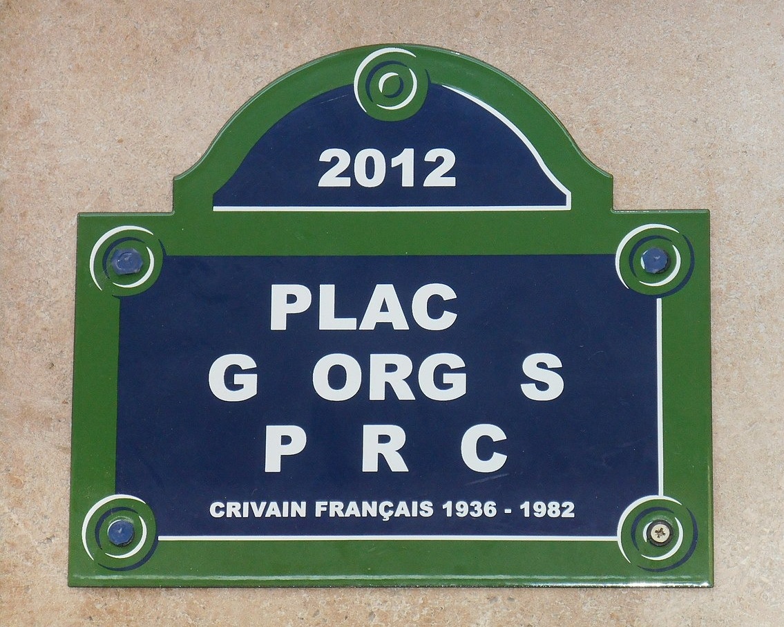 Мемориальная доска &laquo;Исчезновение&raquo; в честь Жоржа Перека на площади Сен-Сюльпис в Париже. Фото:&nbsp;Parisette&nbsp;/ Wikipedia