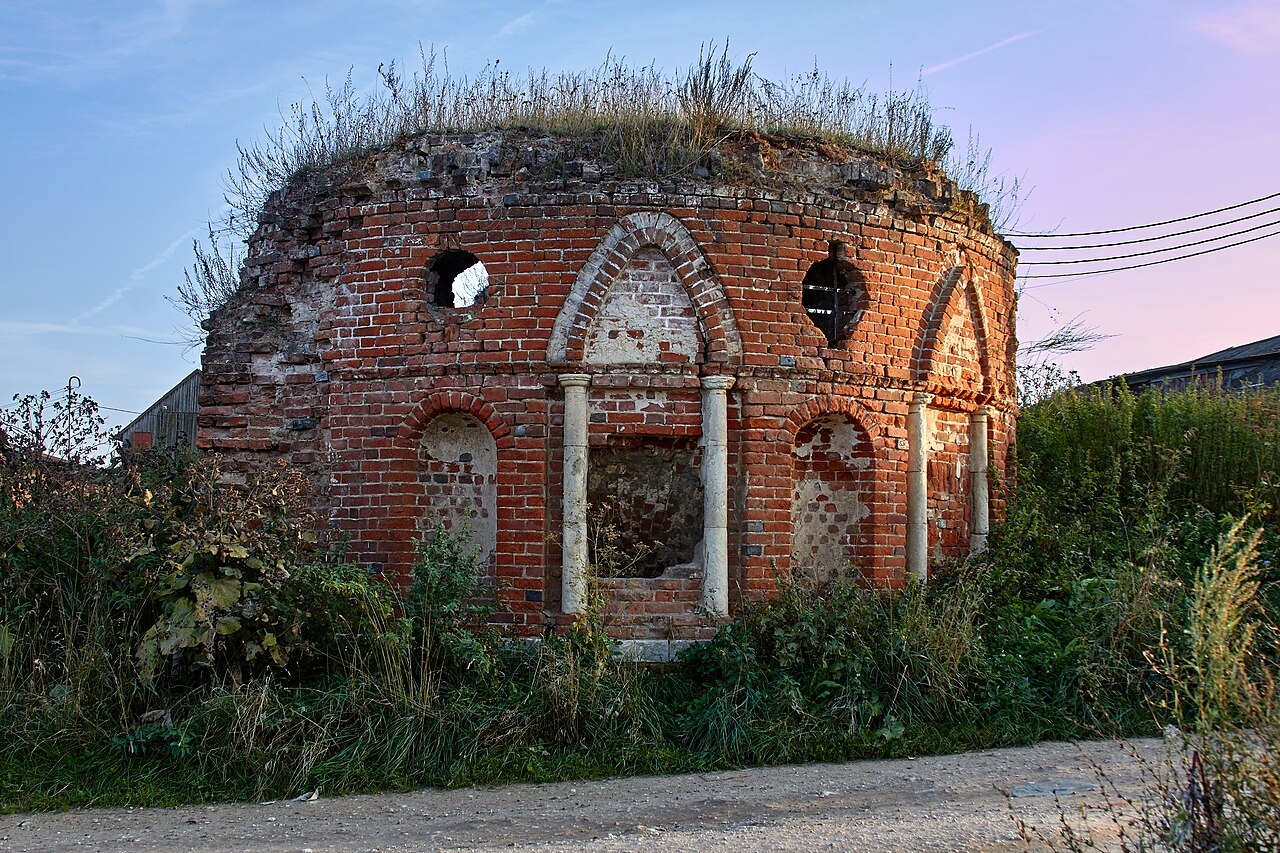 Башня конного двора (усадьба Манухиной), с. Акатьево. Фото:&nbsp;Kapustin R&nbsp;/ Wikipedia