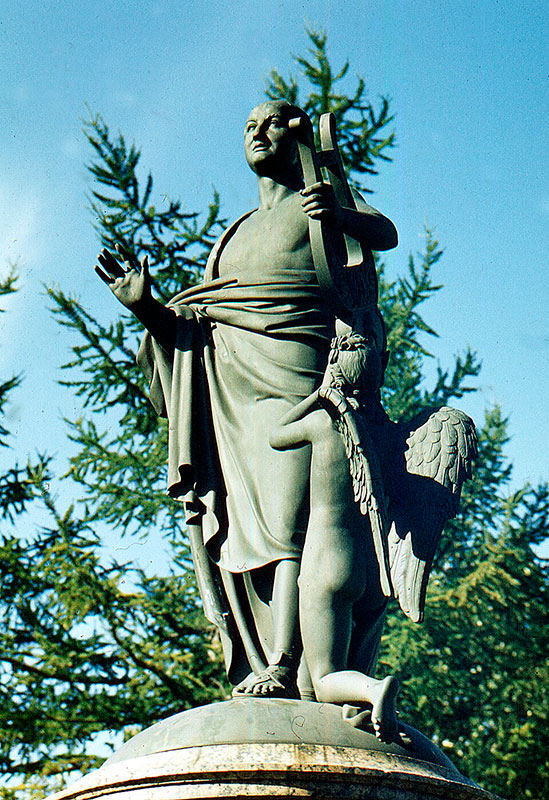 Михаилу Васильевичу Ломоносову в Архангельске. Фото: Витольд Муратов/Wikipedia