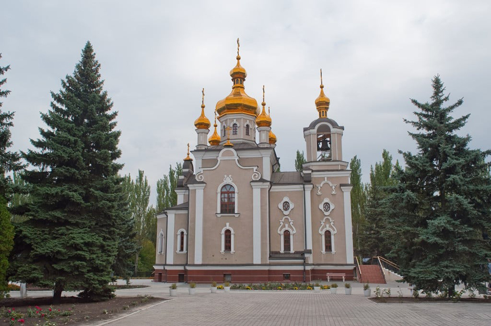 Храм Петра и Павла в городе Ясиноватая. Фото: petraipavlayas.church.ua