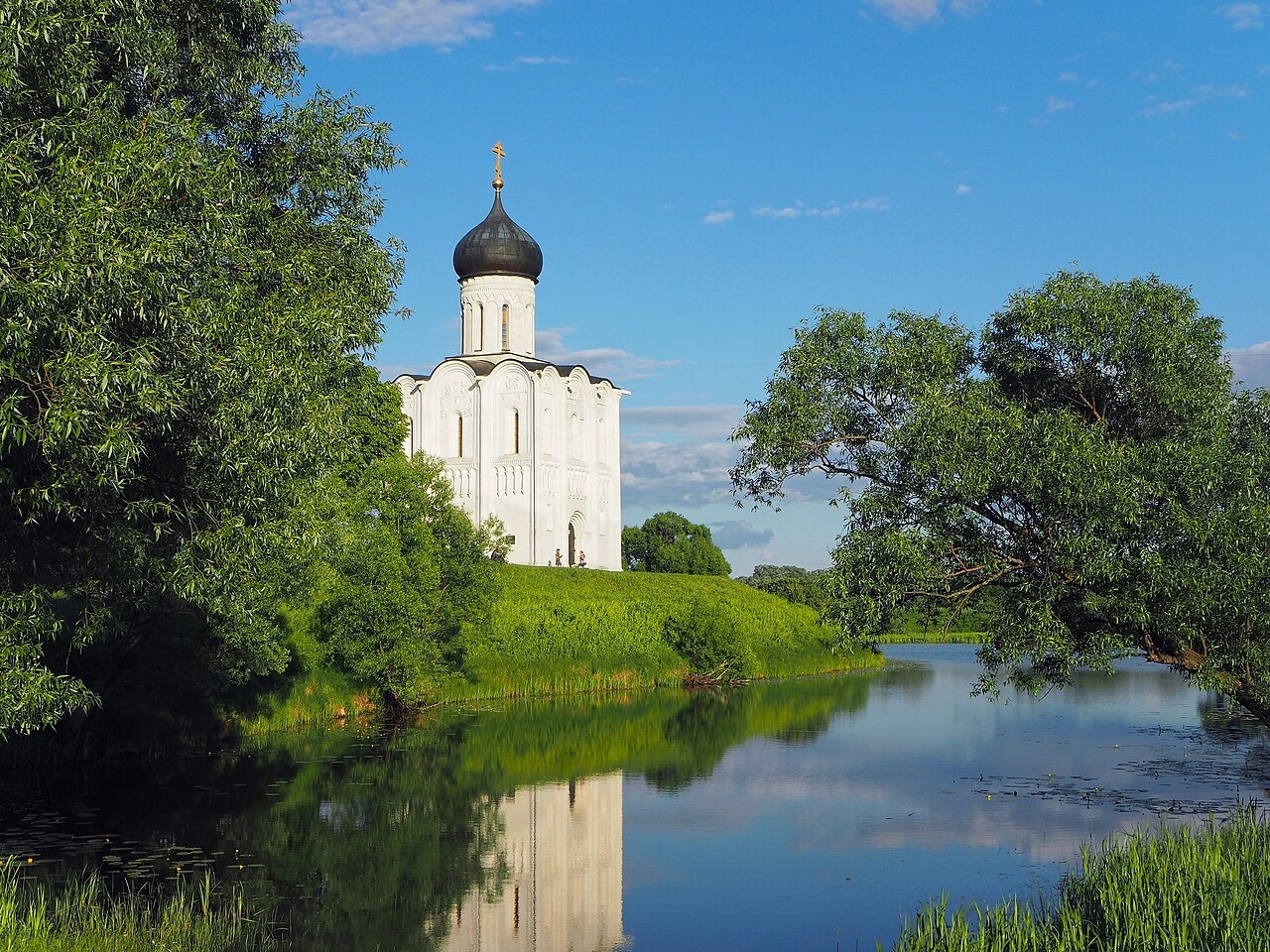 Церковь Покрова на Нерли. Фото:&nbsp;E.3&nbsp;/ Wikipedia