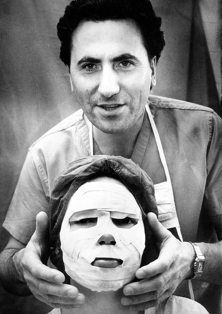 Пластический хирург с пациенткой в санатории &laquo;Увильды&raquo;. Фото:&nbsp;Государственный исторический музей Южного Урала