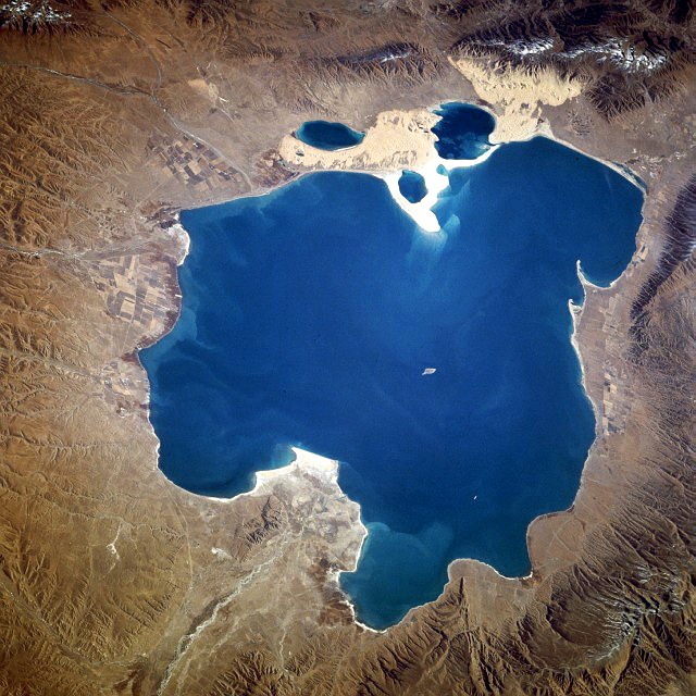 Спутниковое фото озера Кукунор. Фото: NASA