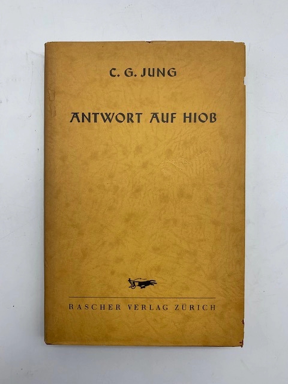 Книга К. Г. Юнга «Ответ Иову». Фото: Rascher Verlag, Zurich