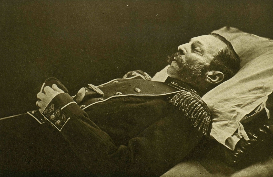 Император Александр II на смертном одре. Фото:&nbsp;Сергей Левицкий / РГБ