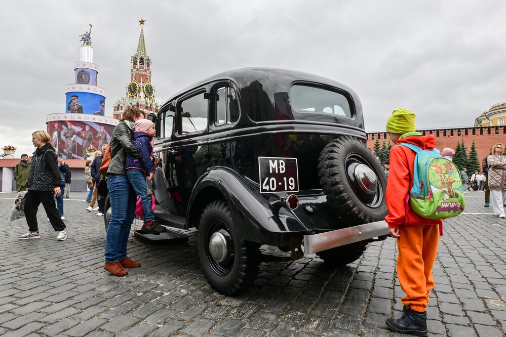 Иммерсивный музей в честь 80-й годовщины Парада Победы 1945 года под открытым небом на Красной площади. Фото: Киселев Сергей / Агентство «Москва»
