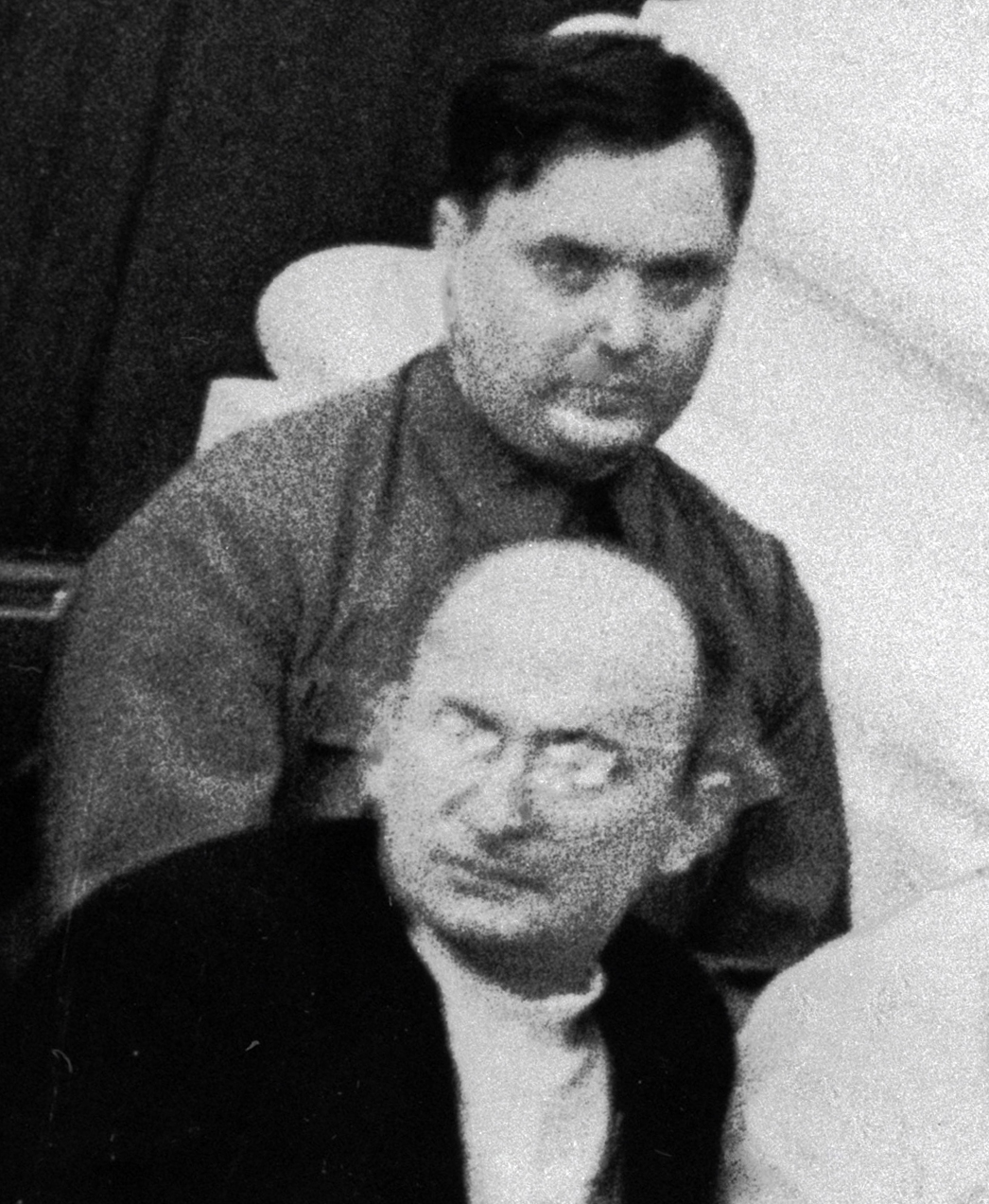 Лаврентий Берия и Георгий Маленков на совместном заседании Совета Союза и Совета национальностей I-й сессии ВС СССР I-го созыва. Фото: РИА Новости