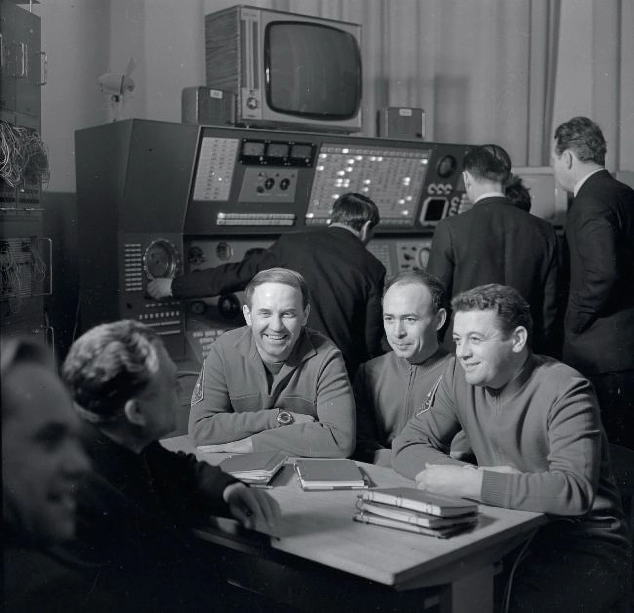 Экипаж космического корабля "Союз-11" (слева направо): командир корабля Георгий Добровольский, инженер-исследователь Виктор Пацаев и бортинженер Владислав Волков. Фото:&nbsp;Пресс-служба ЦПК