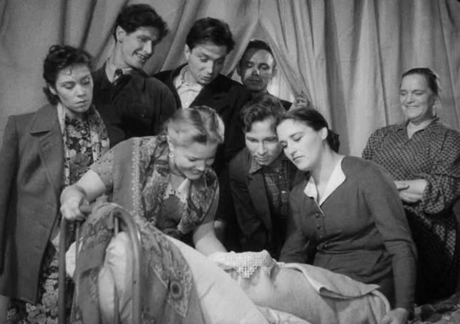 Кадр из фильма&nbsp;&laquo;Чужая родня&raquo; по повести &laquo;Не ко двору&raquo;. Фото:&nbsp;Ленфильм