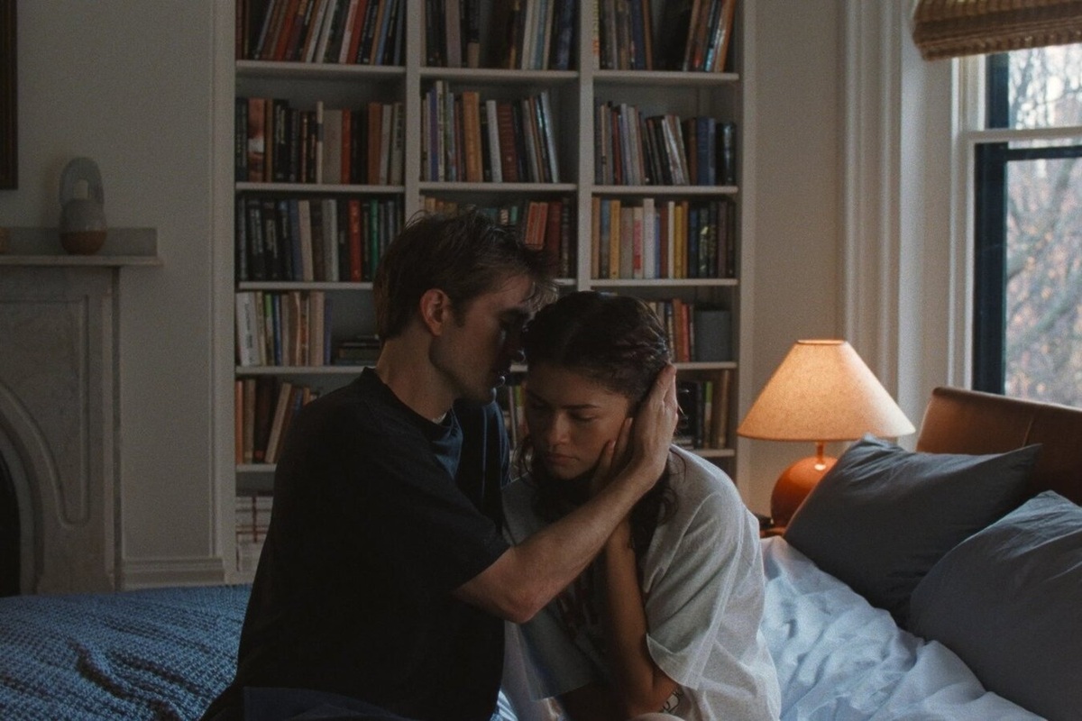 Кадр из фильма «Вот это драма!». Фото: A24