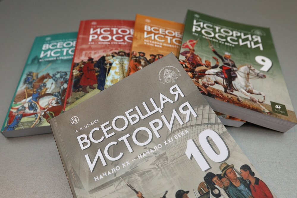 Презентация линейки учебно-методических комплектов по истории России и всеобщей истории под общей редакцией помощника президента РФ, председателя Российского военно-исторического общества Владимира Мединского. Фото: Зыков Кирилл / Агентство «Москва»