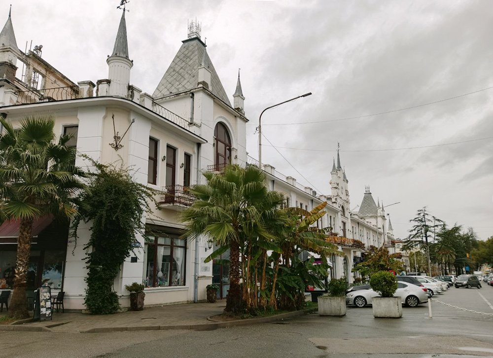 Город Сухум. Фото: Анастасия Коскелло