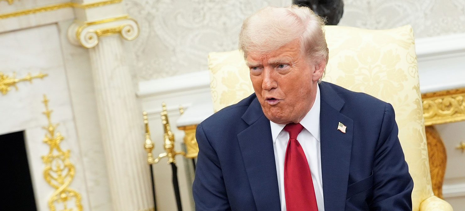 Президент США Дональд Трамп во время встречи в Вашингтоне. Фото: РИА Новости
