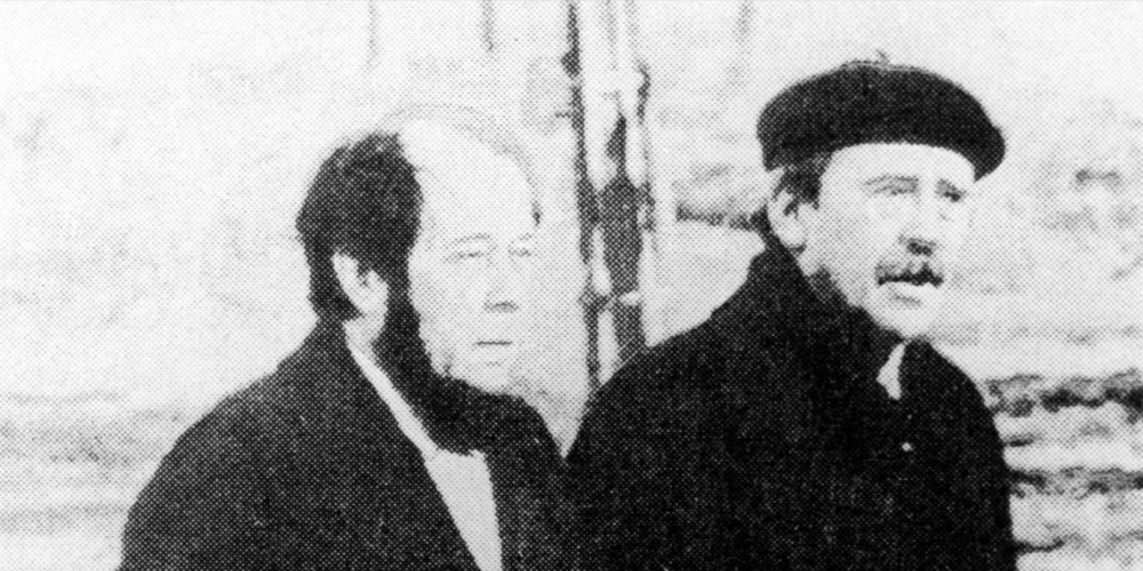 Писатели Генрих Белль и Александр Солженицын. Фото: РИА Новости