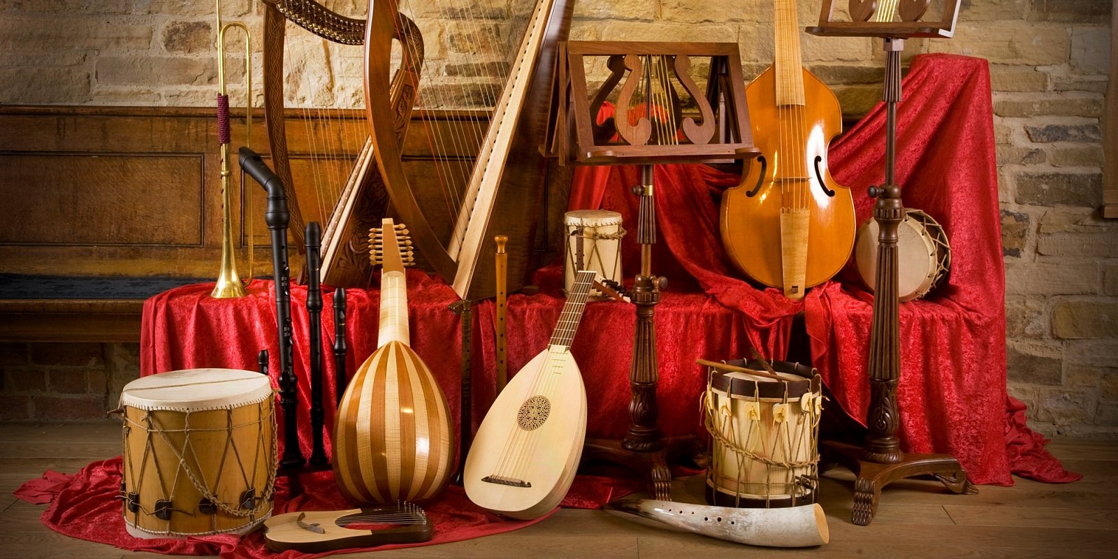 Подборка музыкальных инструментов эпохи Возрождения. Фото: A.E.Booth95 / Wikipedia