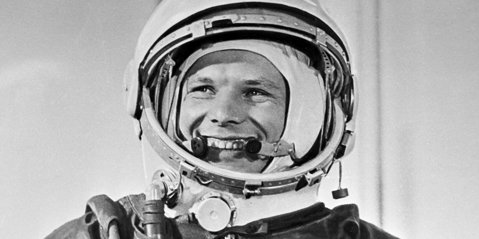 Юрий Гагарин перед историческим стартом космического корабля 